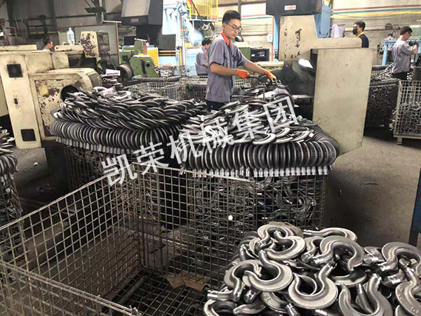 凱榮手拉葫蘆吊鉤生產(chǎn)廠區(qū)
