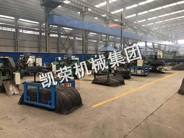 凱榮葫蘆起重鏈條生產(chǎn)廠區(qū)